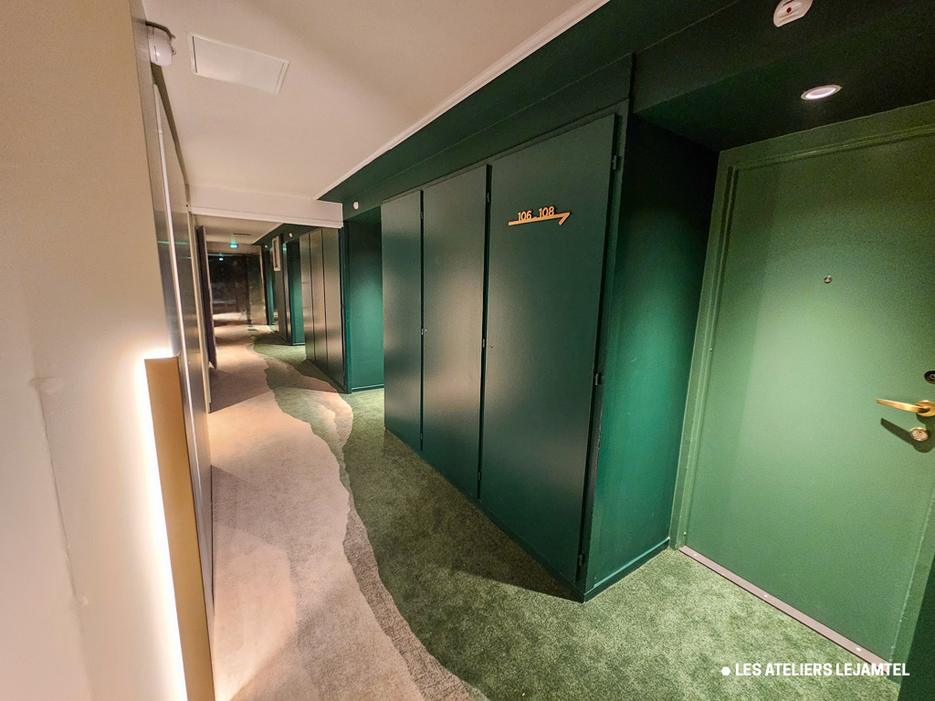 Agencement hotel couloir chambre hyatt centric reims