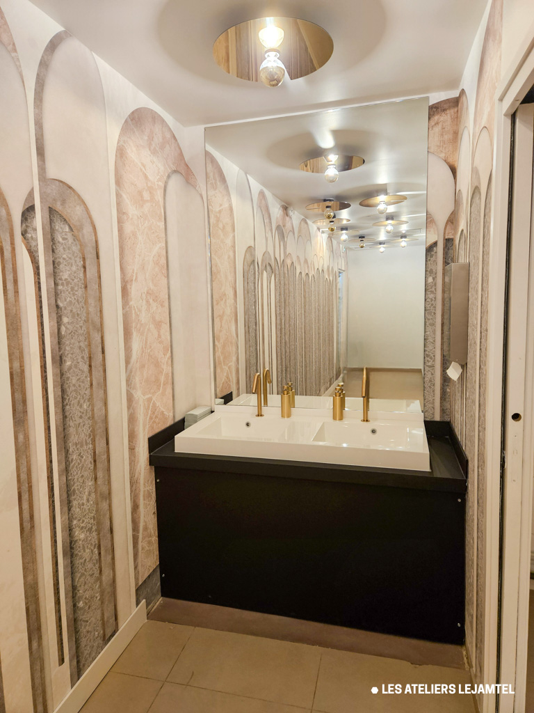 Agencement-professionnel-sanitaire-hotel-lejamtel-33